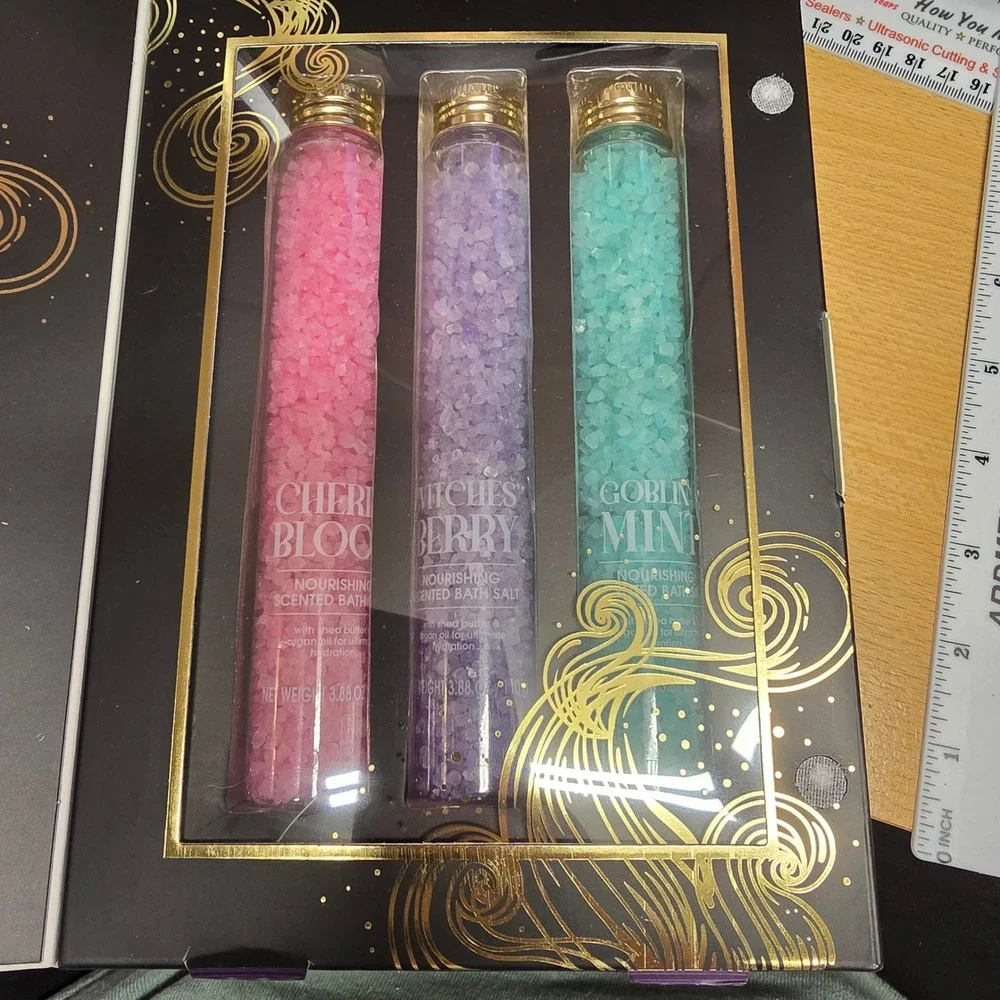Lacura Witches Brew 3 PC Bath Salt Collection Cherry Berry Mint Potions Set NEW